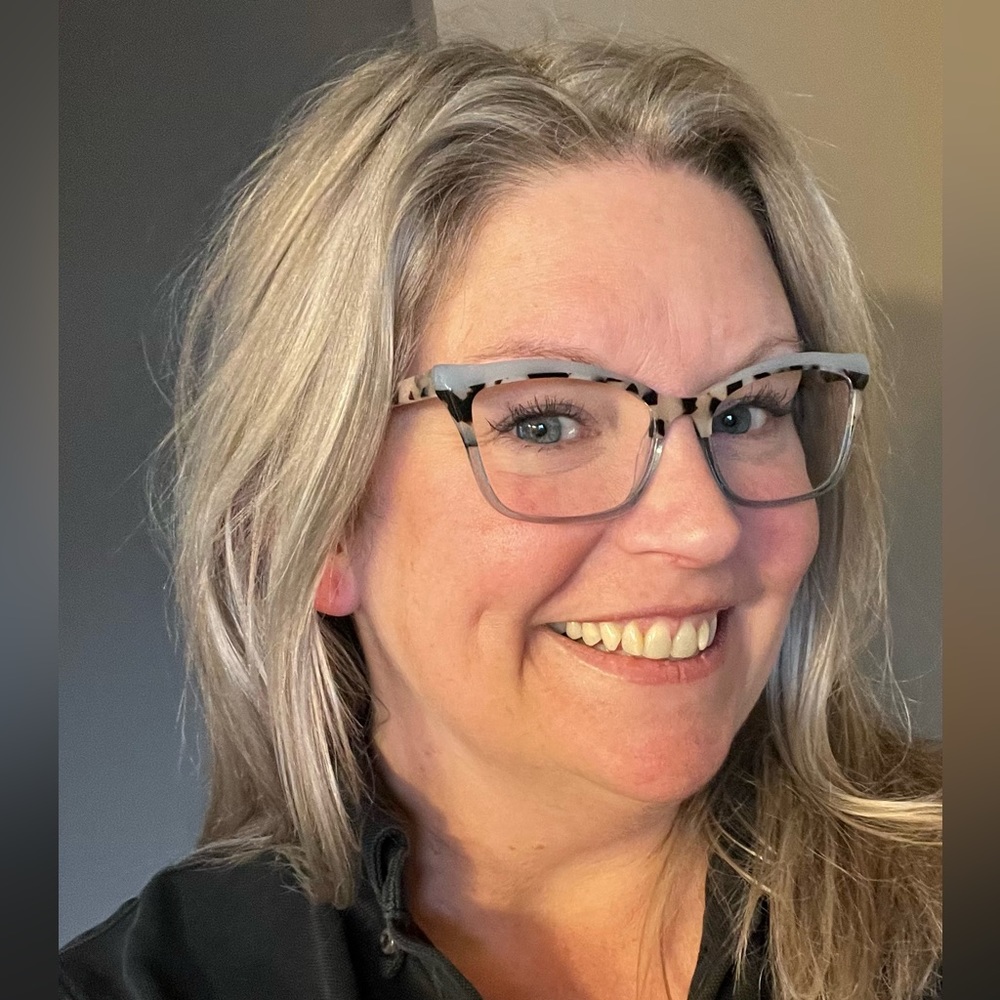 Lulu Guinness eyeglass frame model 929 IVO color . Eye size 53